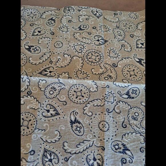 Silverado Home Western Paisley Heavy Duty Cloth Napkins Set of 6 Tan Bandana - Picture 2 of 4
